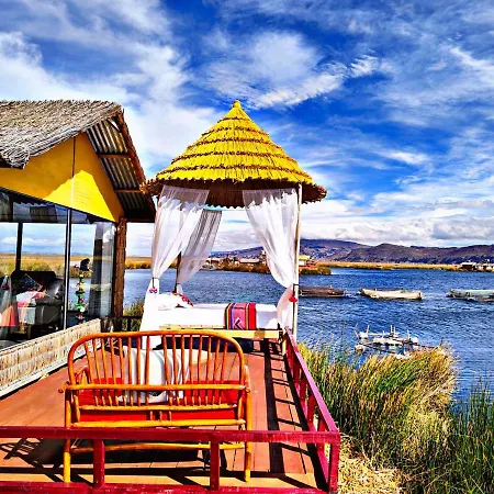 Uros Qhantany Lodge Puno Exterior photo