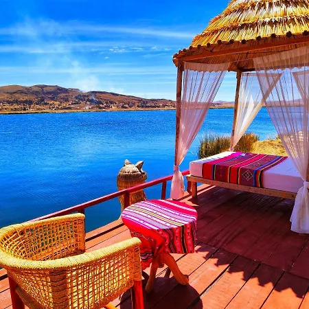 Uros Qhantany Lodge Puno Exterior photo
