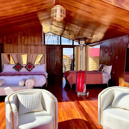 Uros Qhantany Lodge Puno Exterior photo